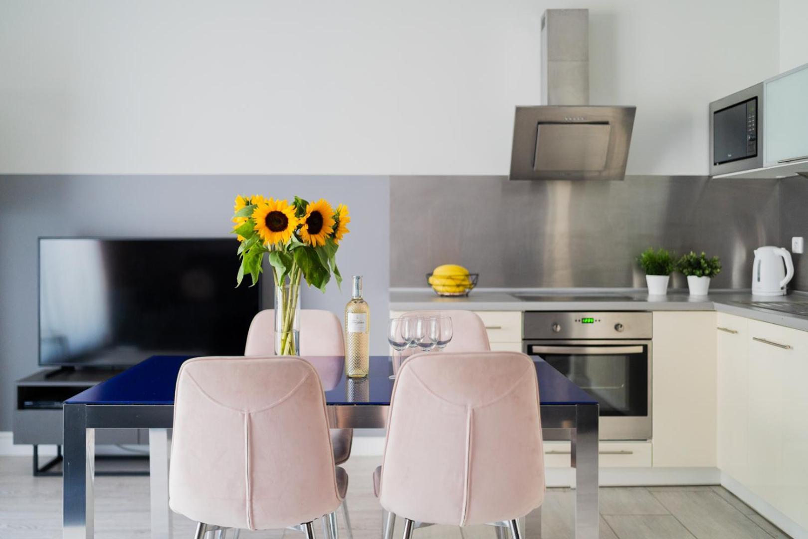 Appartamento Nice Apart-City Center Krawiecka Breslavia Esterno foto